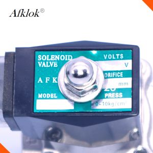 2W-320-32B stainless steel 32mm 1-1/4" 12 volt 2 way water solenoid valve