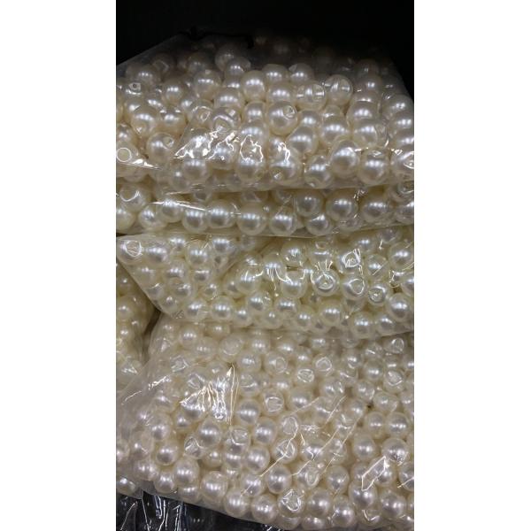 2021 high quality pearl plastic button with shank