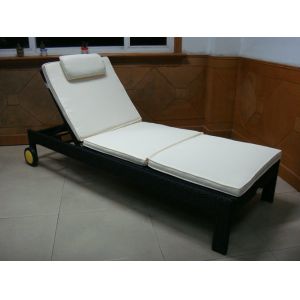 Outdoor Patio Rattan Sun Lounger , Balcony Dark Brown Lounger