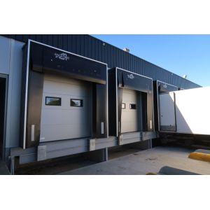 Wear Resistant Fabric Inflatable Sponge Seal Dock Shelter Extended PVC