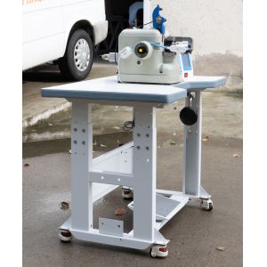 Industrial Semi Automatic Sewing Machine For Double Faced Wool Center Seam