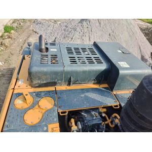 Used Hyundai 520 Large Scale Excavator Powerful Performance