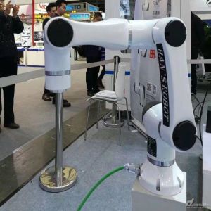 Spraying Robot Of Elfin E10 With TCP/IP Modbus Communication With Collaborative