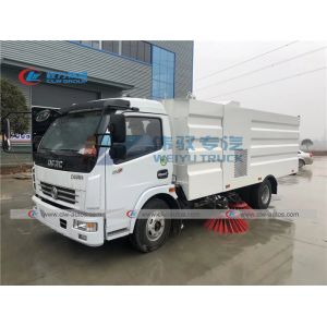 Dongfeng 4X2 Left Hand Drive Vacuum Street Sweeper Truck