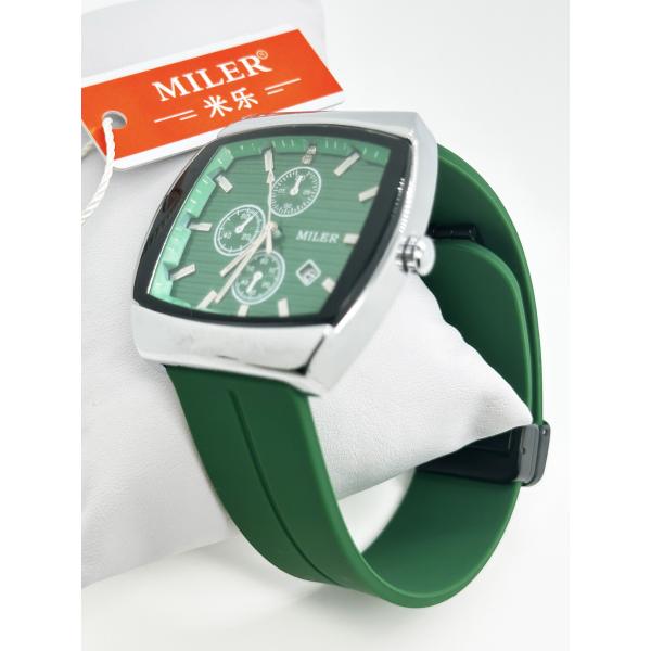 Fashion Sports Luxury Silicone Strap Watches Lage Dial Wrist Quartz Watch