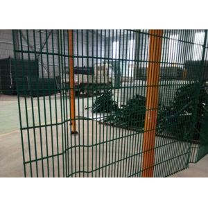 Railway Station 690N/M2 Barbed Wire Mesh Fencing 2200mm High