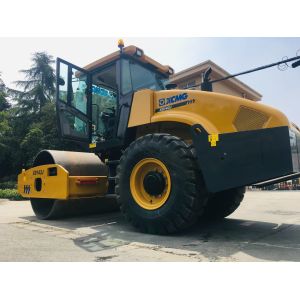 20-Ton Operating Weight 128kw Rated Power Road Roller with 40cm Compaction Depth
