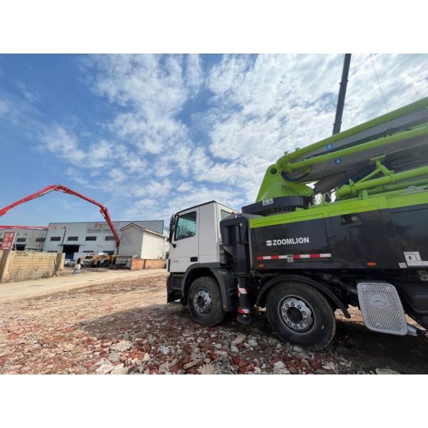 Zoomlion Concrete Pump Truck 52 Meters Factory Direct Sales