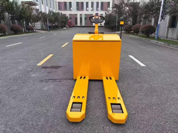 Buy Electric Pallet Truck, with 8000 kg ​Load Capacity & 900 mm Fork Outer Width at wholesale prices