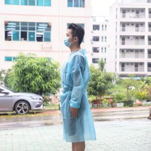 Round Neck Single Use 107x128cm Disposable Isolation Gown