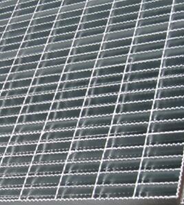 Stainless Steel Galvanized Walkway Grating Serrated Flat Bar Firm Structure