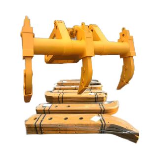 China Multiple Sizes Width 35CrMo Bulldozer Ripper Three Shank Ripper For D8N D9N 8E5346 on sale