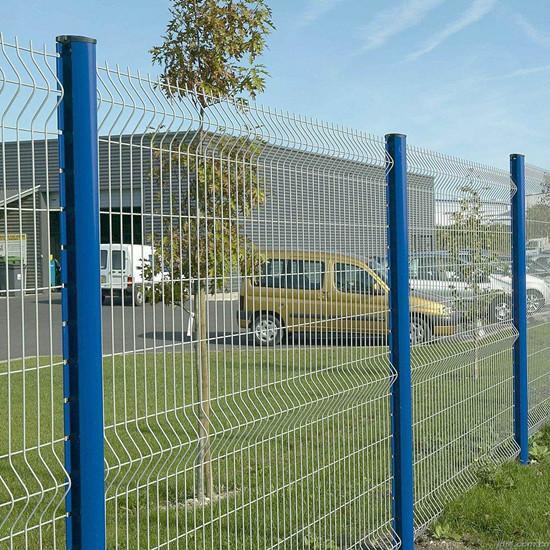 4.5mm High Security Curvy Steel Wire Mesh Fence PVC Coated Galvanized Steel Welded Fencing with 3 bending