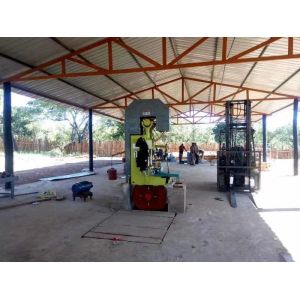 Mobile Vertical Band Sawmill with Table Diesel Engine powered Truck Loading Move