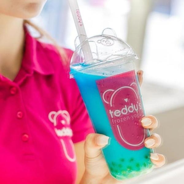 Buy 700ml PET plastic cups bubble tea with bear lid at wholesale prices
