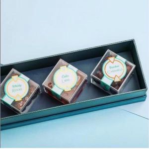 Custom Gourmet Chocolate Box Packaging Rectangle Acrylic UV Coating