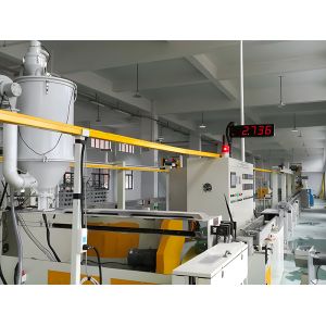 Advanced Cable Manufacturing Equipment Extruding Wires