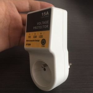 Over load and Low Voltage Protection10A/15A/30A Voltage Protector