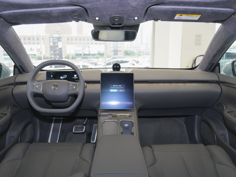 Nio Es8 Big Space Electric Vehicles Car with 6 Seaters and Maximum Power of 480 653Ps