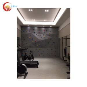 Indoor Artificial Childrens Rock Climbing Wall Anti Static For Trampoline Park