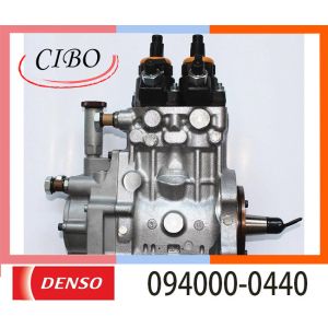 China 094000-0440 0940000440 6261-71-1111 6261711111 Engine Fuel Pump on sale