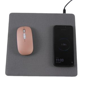 China 10W Gaming Mouse Desk Mat With Wireless Charging Multiscene 270x253x6mm on sale