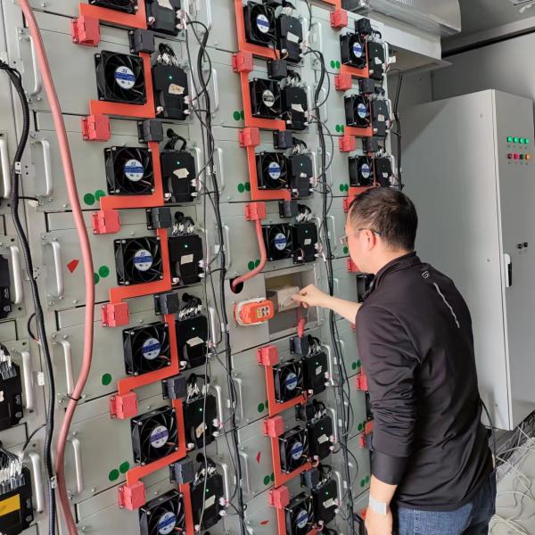 20Ft 1000Kwh Bess 500Kw Megapack Hybrid Container 1Mwh Solar Storage Battery