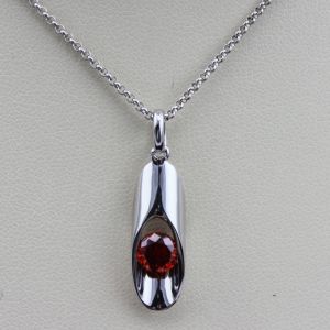 925 Silver 6mm Blue Topaz Cubic Zirconia Drop Pendant (YAQA1003)