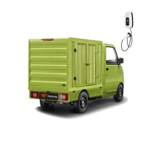 Green and Pink Wuling E10 EV Express Special Electric Car for Delivery of Energy