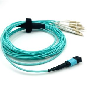 MPO To LC OM3 OM4 1M LSZH Fiber Optical Patch Cord Duplex 12F 24F