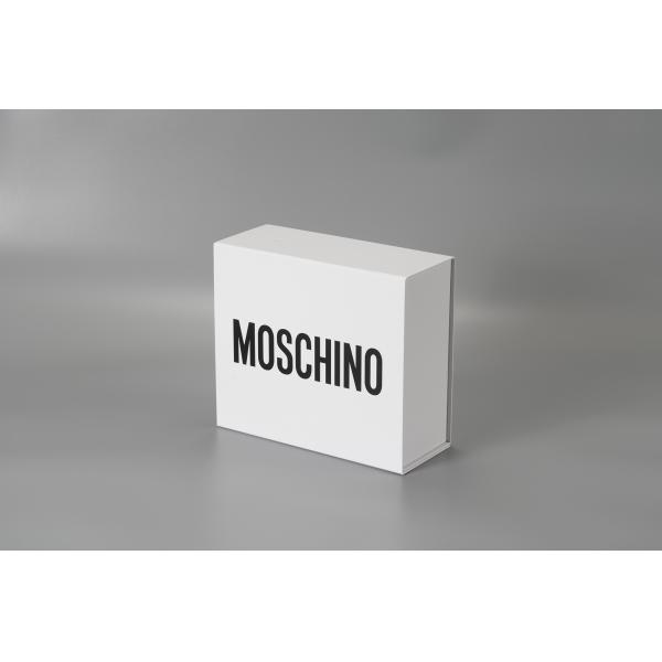 MOSCHINO Automatic Foldable Paper Boxes Gift Packaging With Magnets
