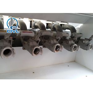 White Color Sinotruk Howo7 Radial Tyre Fuel Oil Transportation Trucks 6X4 LHD