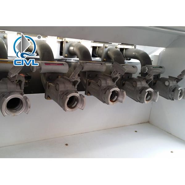 Large Liquid Tanker Truck , Sinotruk Howo7 Oil Tank Truck 20 - 25m3 With Pipe And Pump 6x4