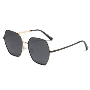 China Personalized Polygonal Metal Frame Sunglasses Eye Protection OEM on sale