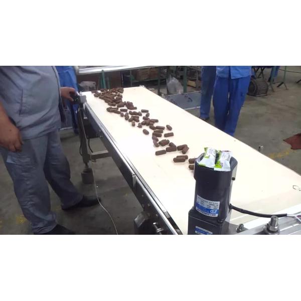 Buy Low Price Cookie Wafer Sachet Popsicle Ice Candy Biscuit Snacks Bread Horizontal Candy FlowAutomatic Pouch Food Packing Machine at wholesale prices