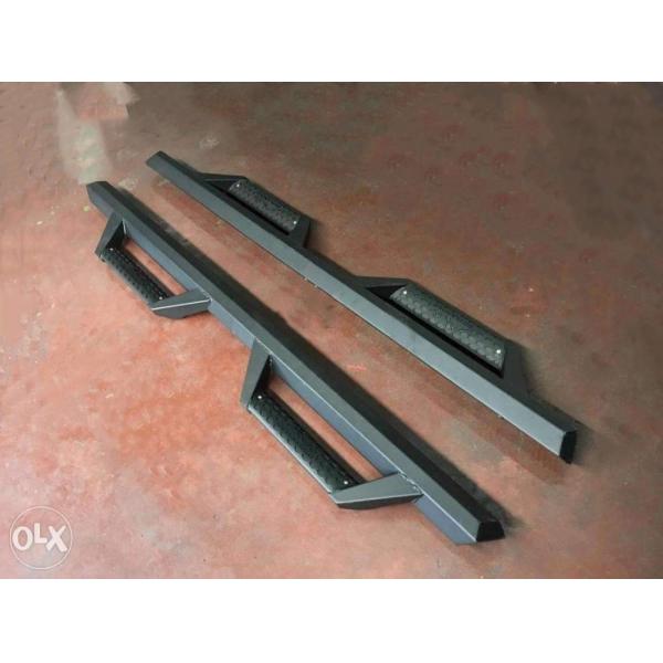 OEM Manufacturer Wholesale Metal Custom Running Boards , Truck Step Bars For Hilux LC NP300 Isuzu Triton