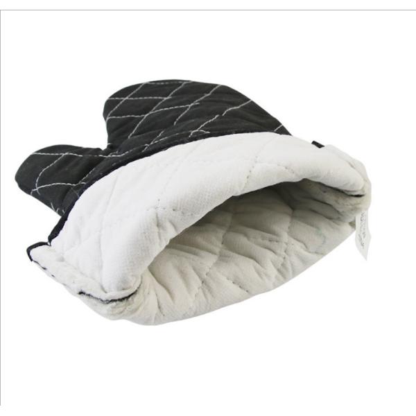 Buy Silk Printing Customized Printed Oven Mitts Convenient Hanger Loop at wholesale prices