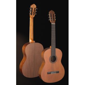 Quality 39inch high quality Solidwood Korean pine Classical guitar CG18 for sale