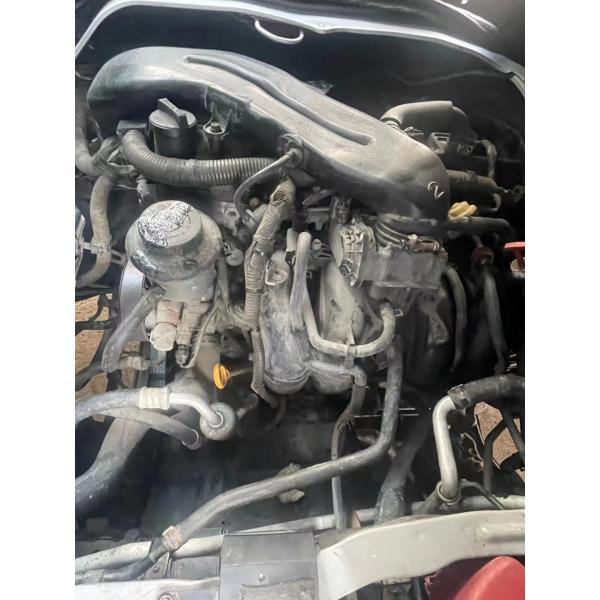 2015 Year 10 Seats Used Toyota Hiace Mini Bus With 2TR Engine Gasoline