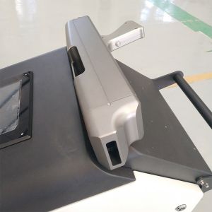 4000KHz Metal Laser Cleaning Machine , 1064nm 100W Laser Rust Remover