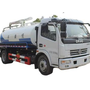 Dongfeng Dorika Run Star 8 square Suction Truck