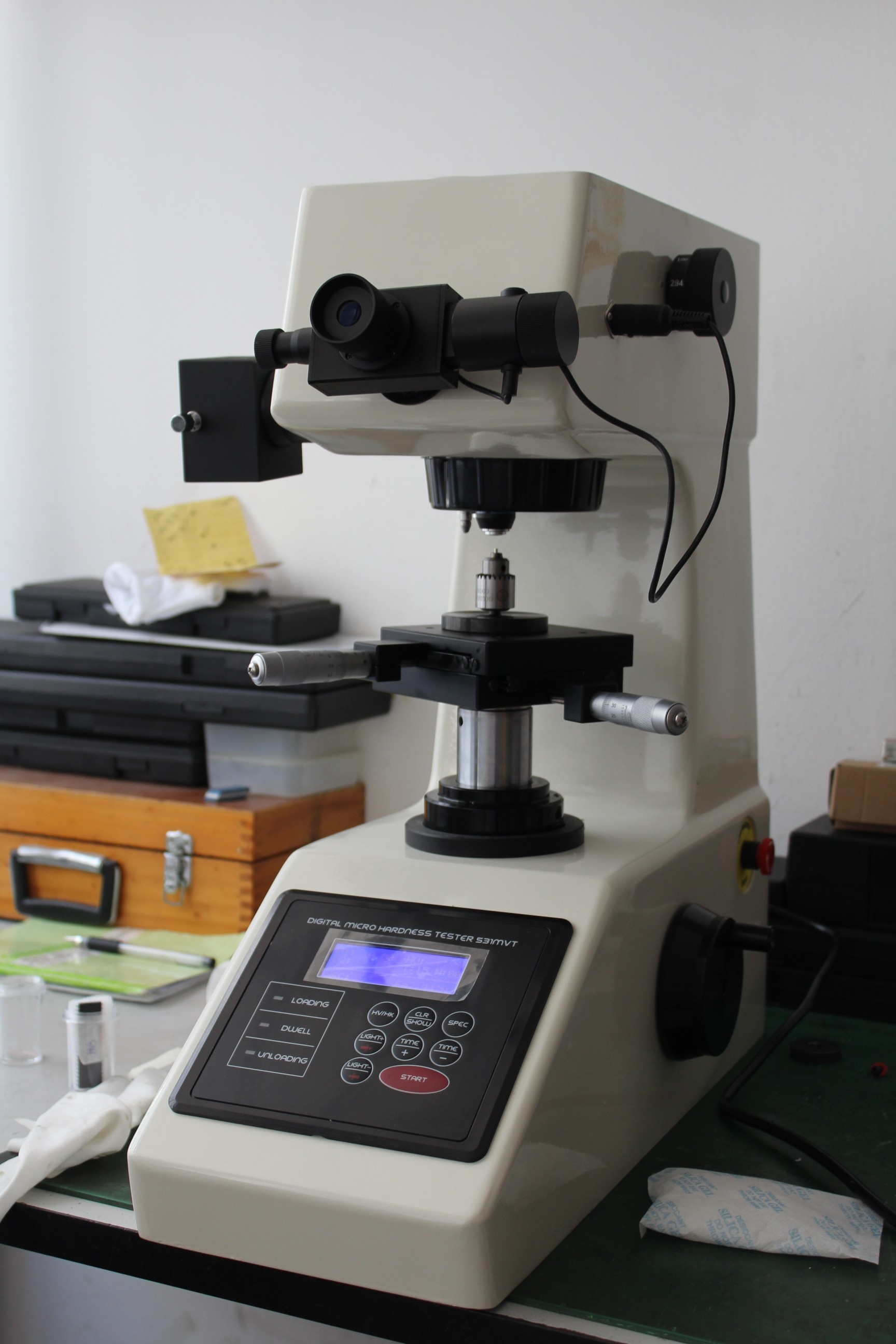 Automatic Micro Digital Hardness Tester 530MVT/530MVA With RS232 Interface