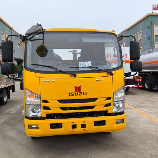 New Brand 4x2 ISUZU Tow Truck Wrecker Truck 5.3M Flat Bed Truck