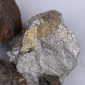 Quality Ferro Titanium Alloy FeTi30 FeTi40 For Steelmaking for sale