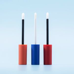 Unique Cosmetic Container Tube Empty Lip Gloss Tube Sky Blue Wine Red With Logo