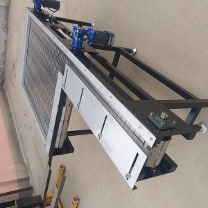 Stainless Steel 304 Motorised Gravity Roller Conveyor Table for Conveying Pallet