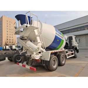 SINOTRUK HOWO 6x4 Concrete Mixer Truck 371HP LHD