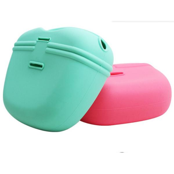 Cutting Service Silicone Portable Dog Treat Bag with Magnetic Closure and Waist Clip Pouch