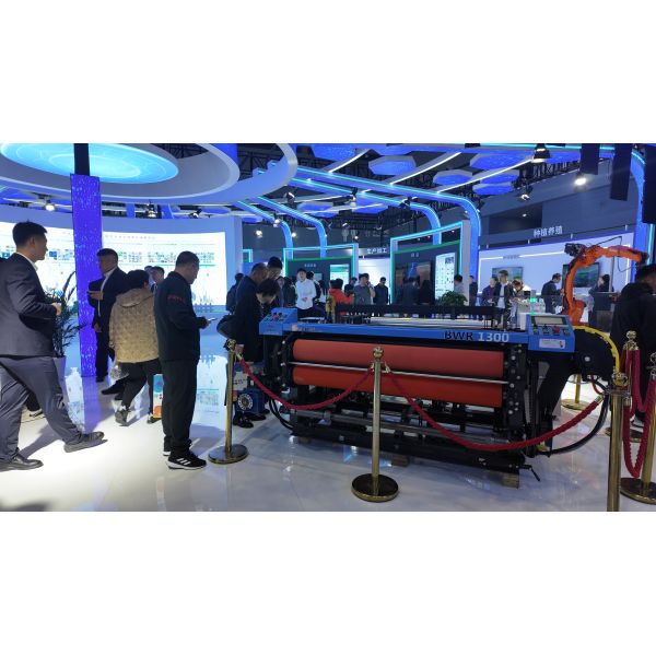 Buy Automatic Light Duty Wire Mesh Weaving Machine Optimal Efficiency 1300B at wholesale prices