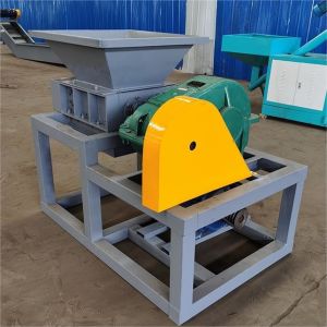 Quality Customized High Capacity Automatic Waste Tire Shredder Crusher Machine for Recycling for sale